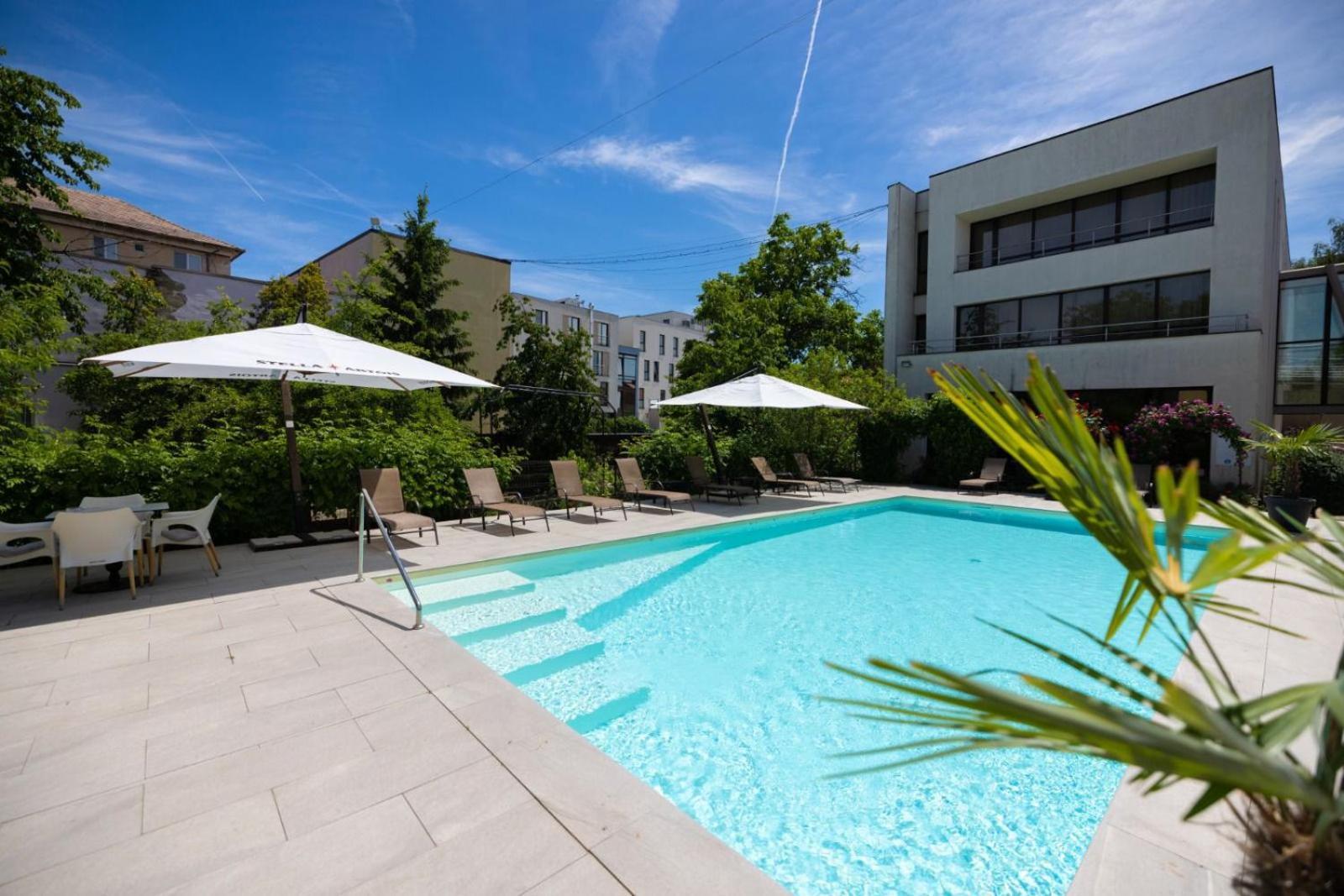 Hotel Perla Temesvár Kültér fotó
